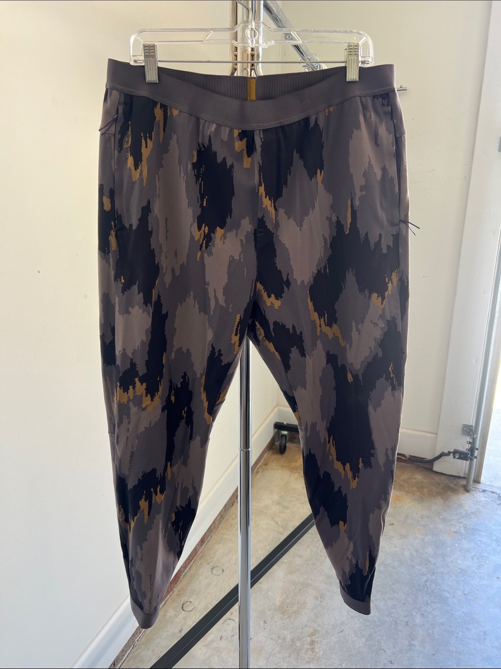 Lululemon Robert Geller Men's Camouflage Jogger Pants in Black, Gray & Brown